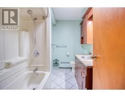 11683 Longwoods ROAD - 13