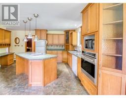 11683 Longwoods ROAD - 9