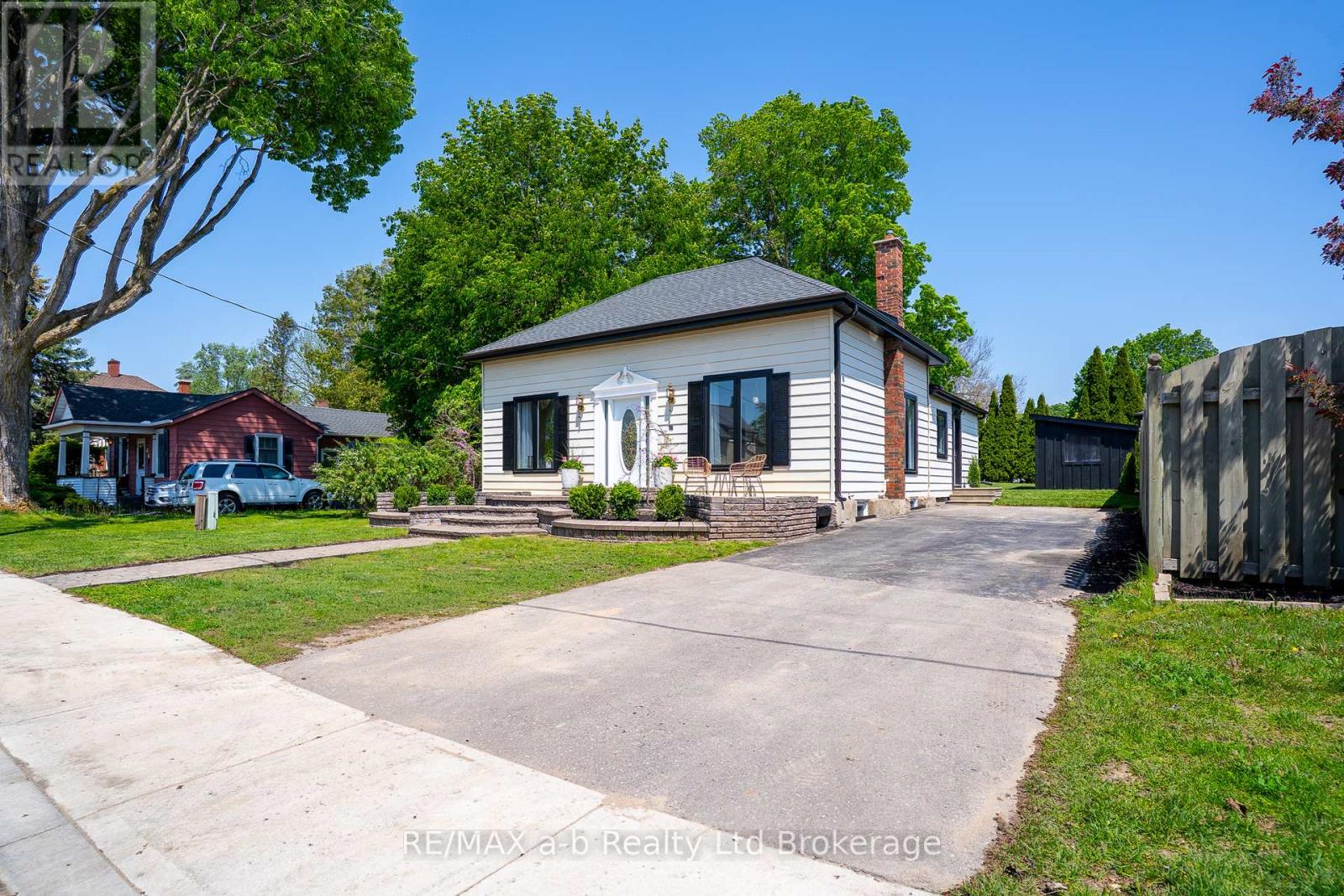 56 GIVINS STREET, Woodstock (Woodstock - North)