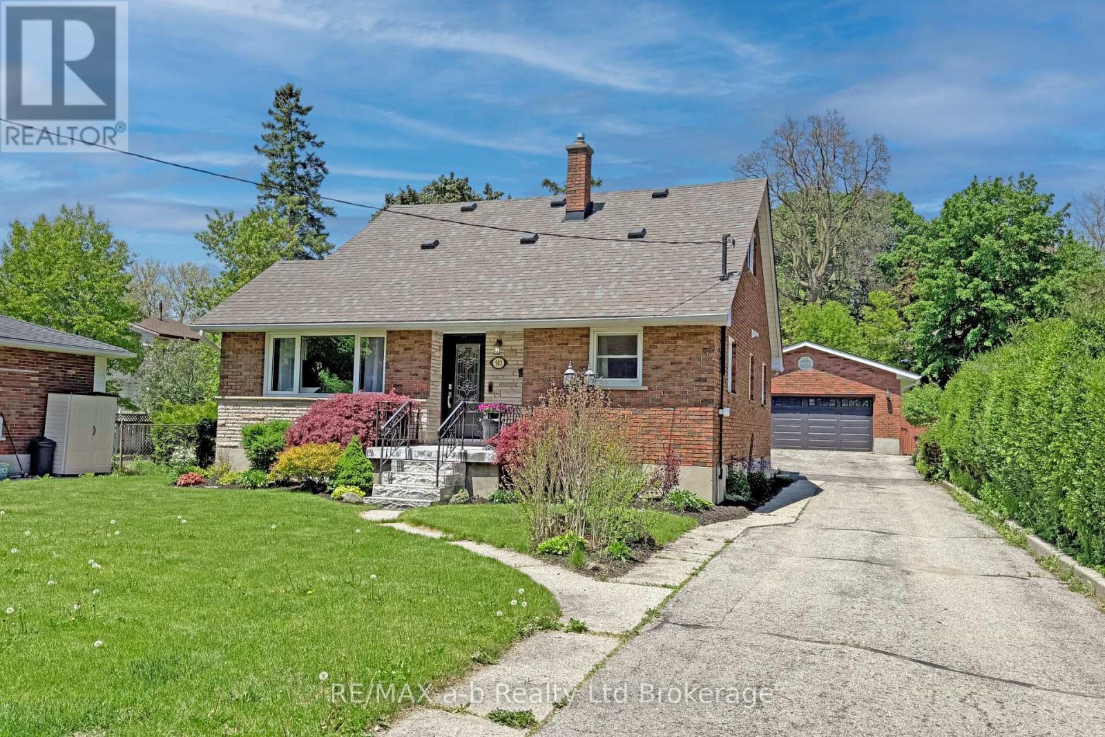 503 ADMIRAL STREET, Woodstock (Woodstock - North)
