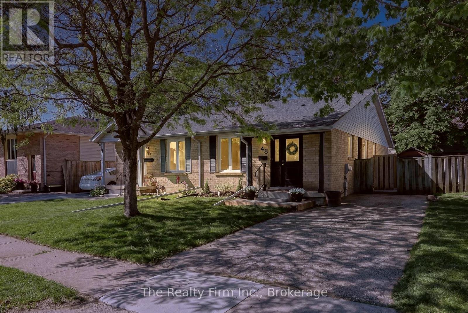 48 NASKAPI STREET, Woodstock (Woodstock - North)