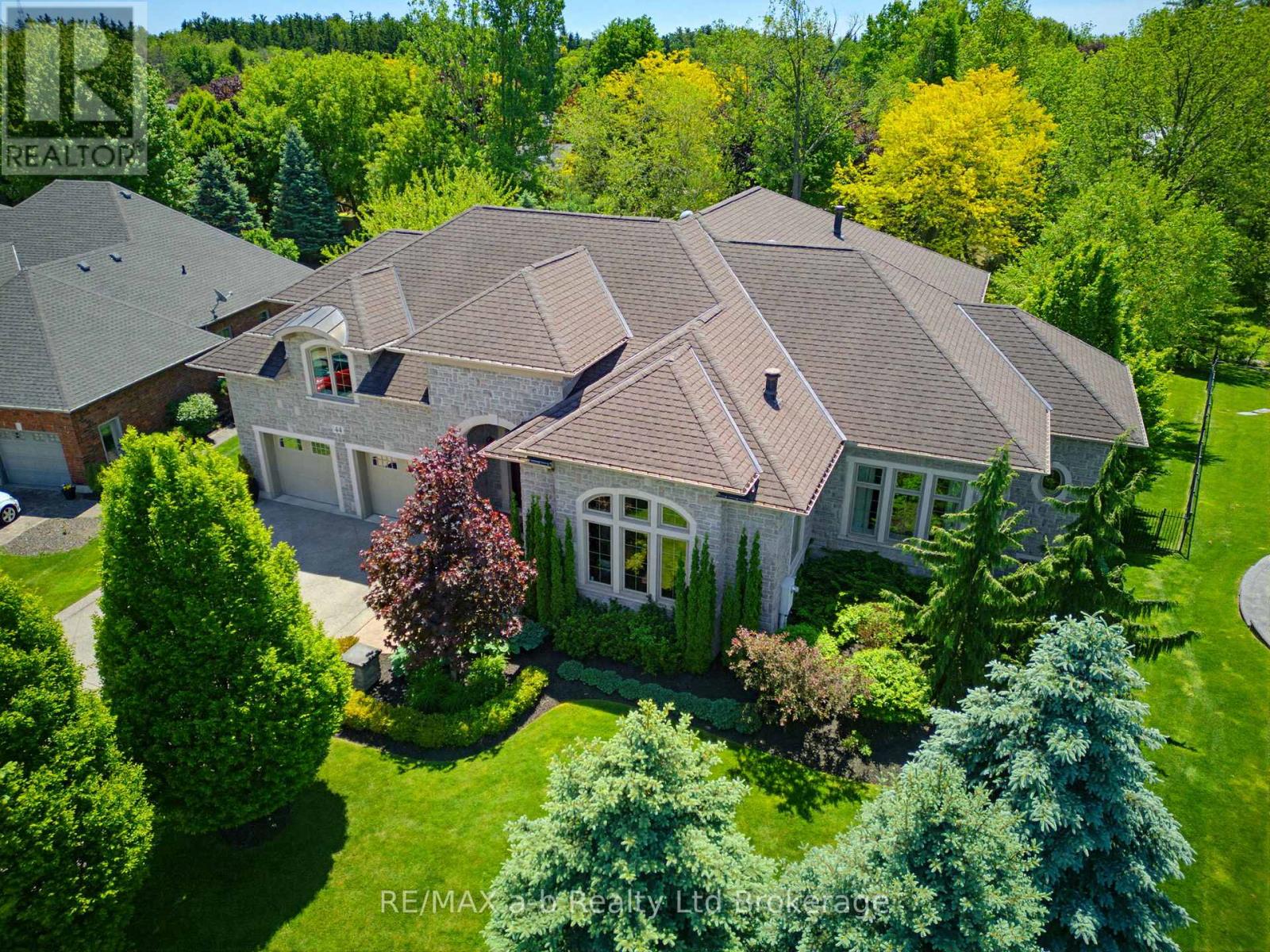 44 YEAGER AVENUE, Norfolk (Simcoe)