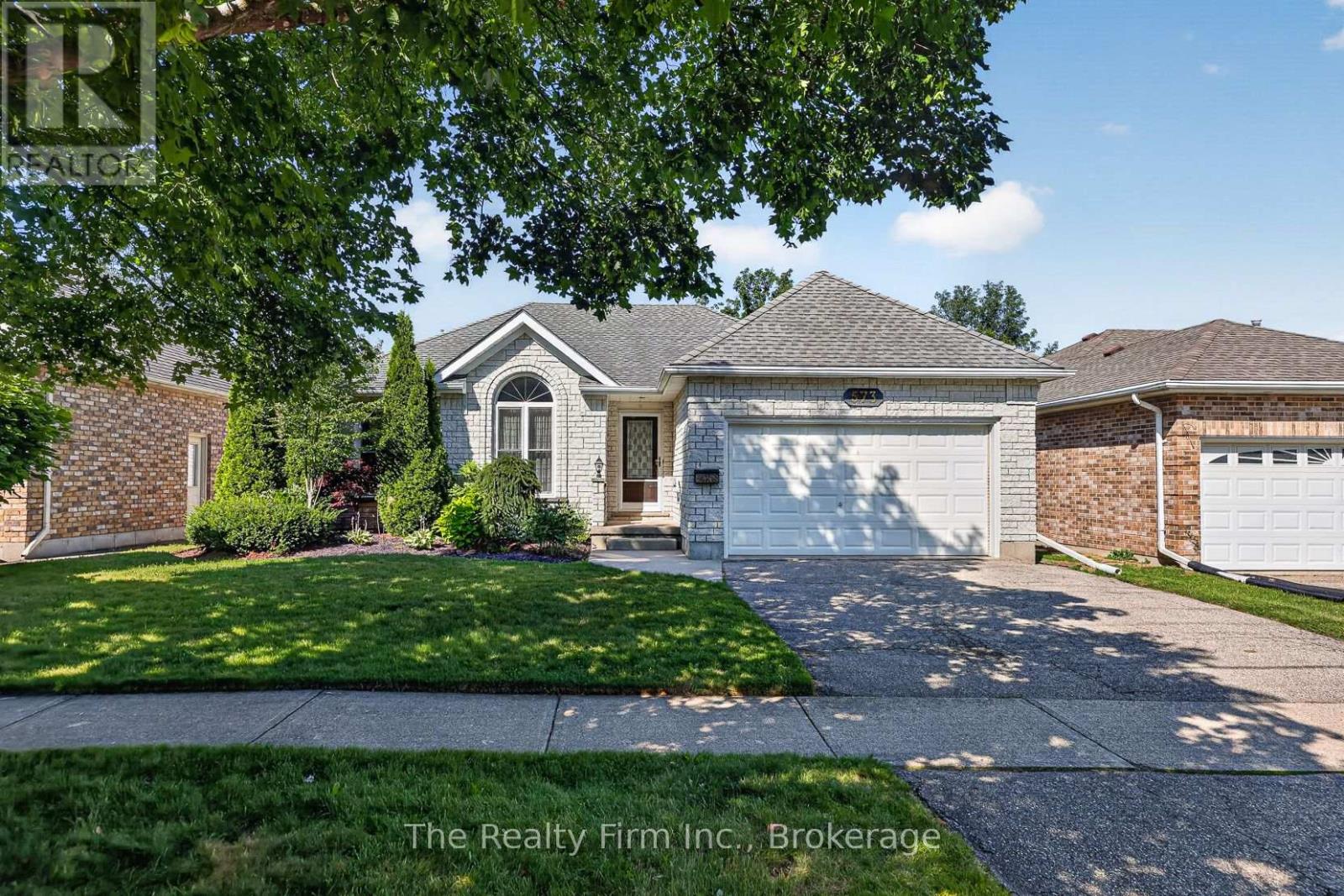 573 LANSDOWNE AVENUE, Woodstock (Woodstock - North)