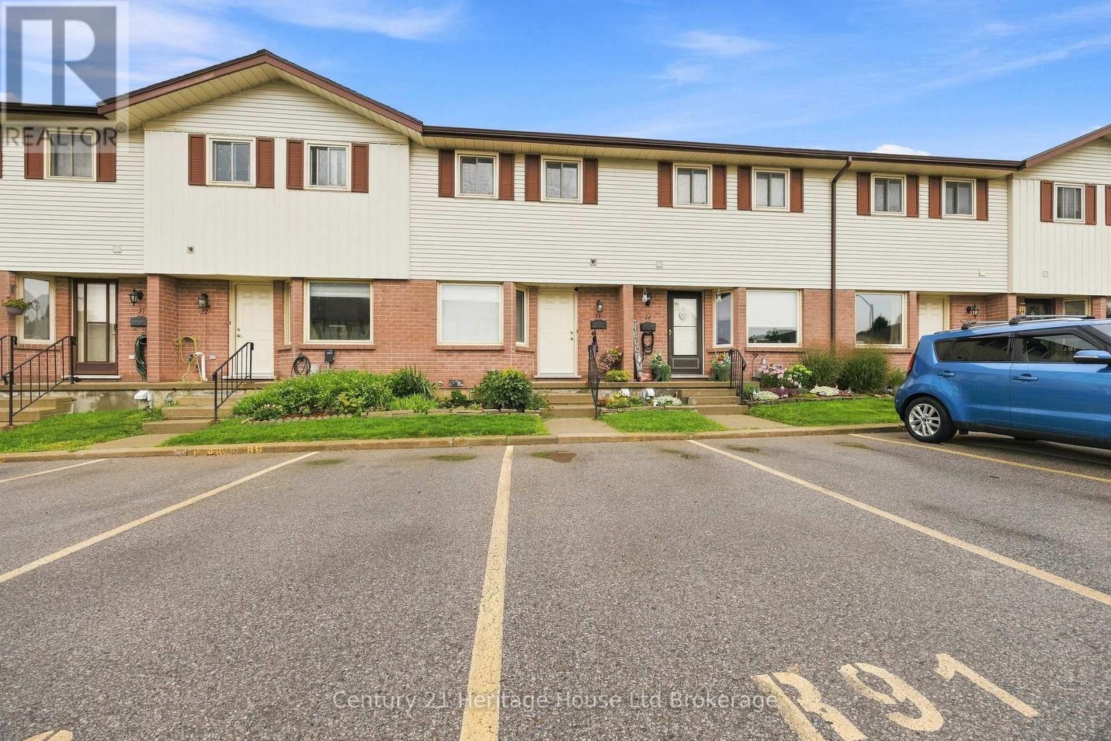 33 - 1115 NELLIS STREET, Woodstock (Woodstock - North)