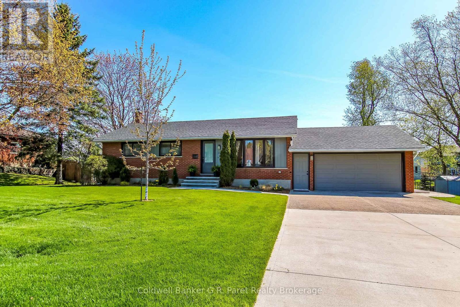 35 TANAGER DRIVE, Tillsonburg