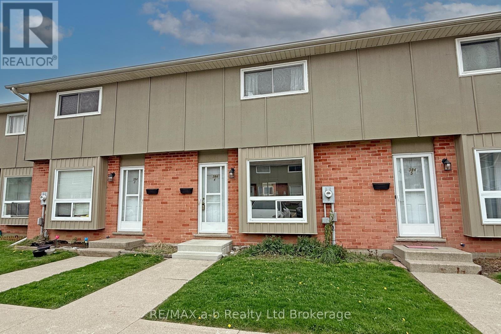 4 - 394 SPRINGBANK AVENUE N, Woodstock (Woodstock - North)
