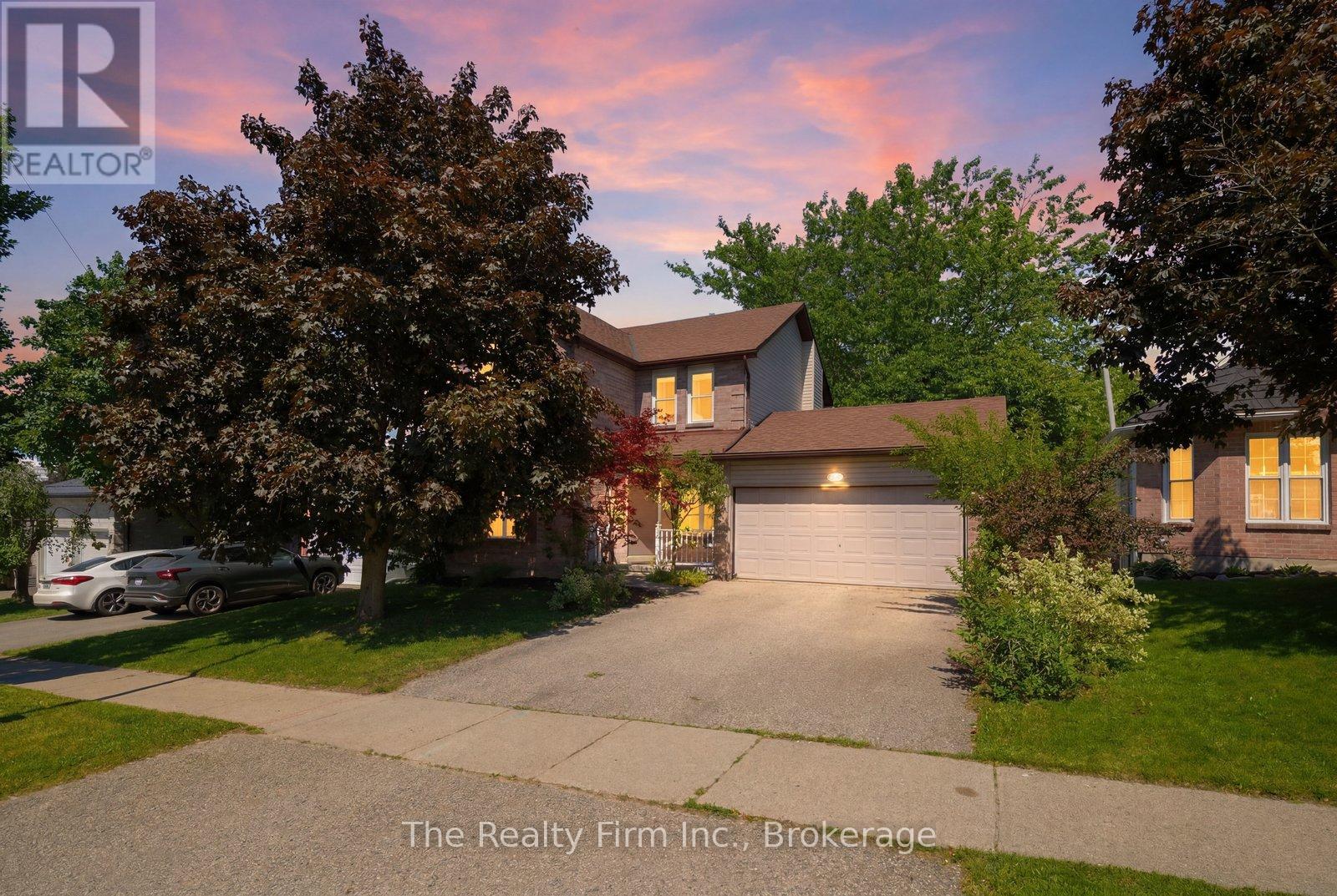 125 ANDERSON STREET, Woodstock (Woodstock - South)