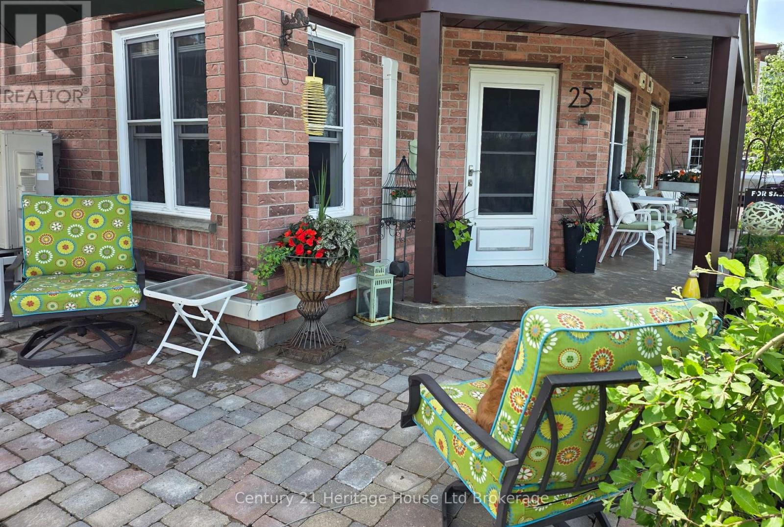 25 - 20 HURON STREET N, St. Marys