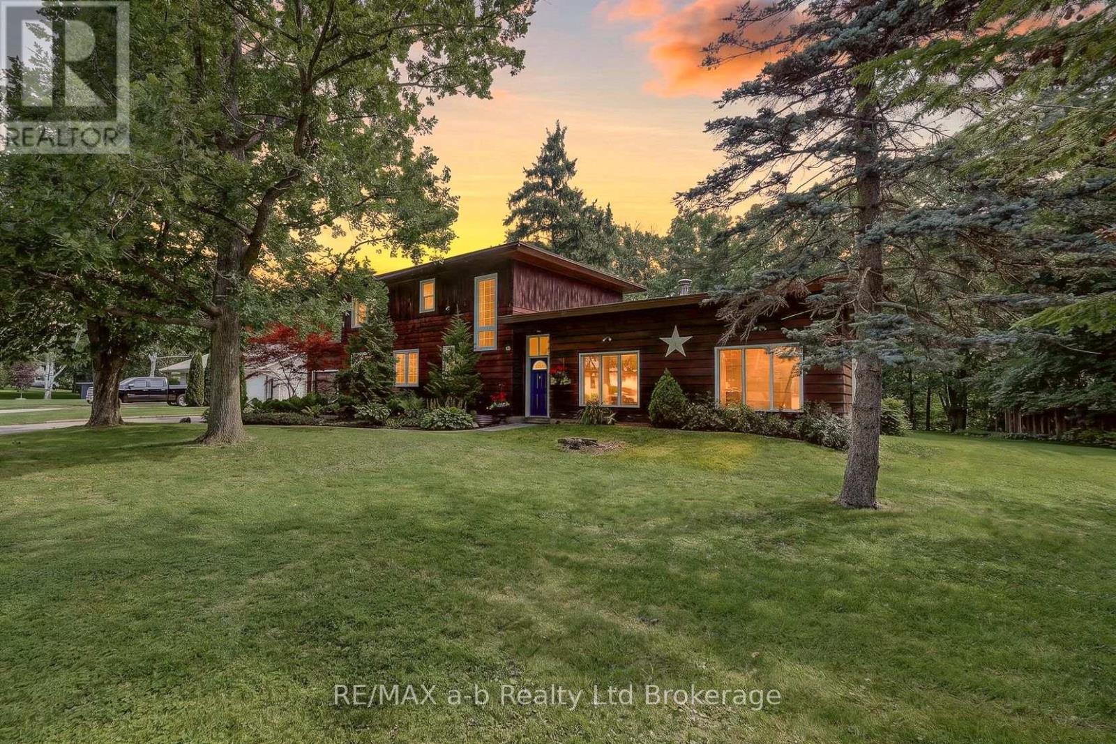 61 PARKWOOD DRIVE, Tillsonburg