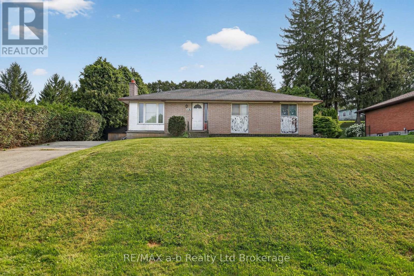19 SPRUCE ROAD, South-West Oxford (Beachville)