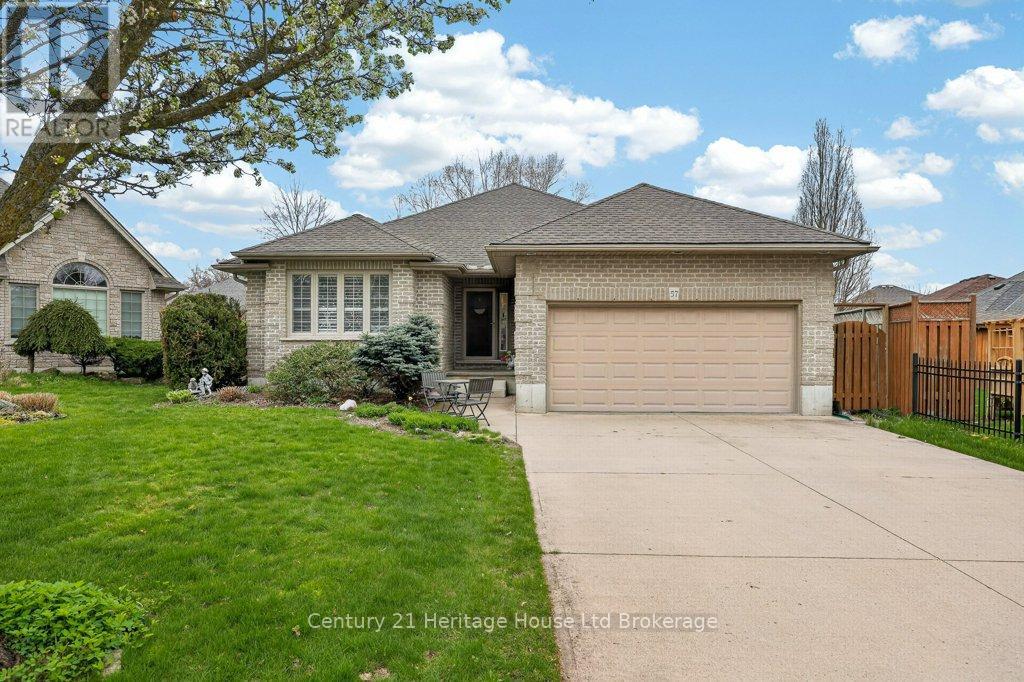 57 WENDY CALDER PLACE, Woodstock (Woodstock - North)