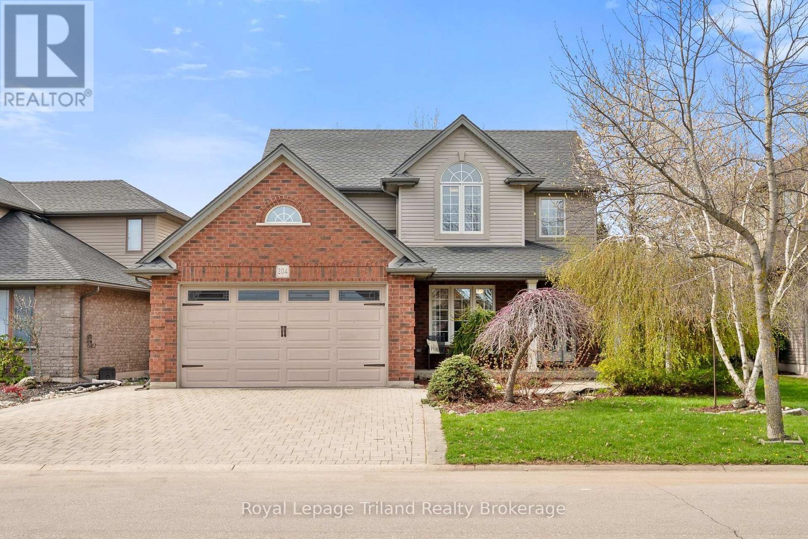 204 FALCON DRIVE, Woodstock (Woodstock - North)