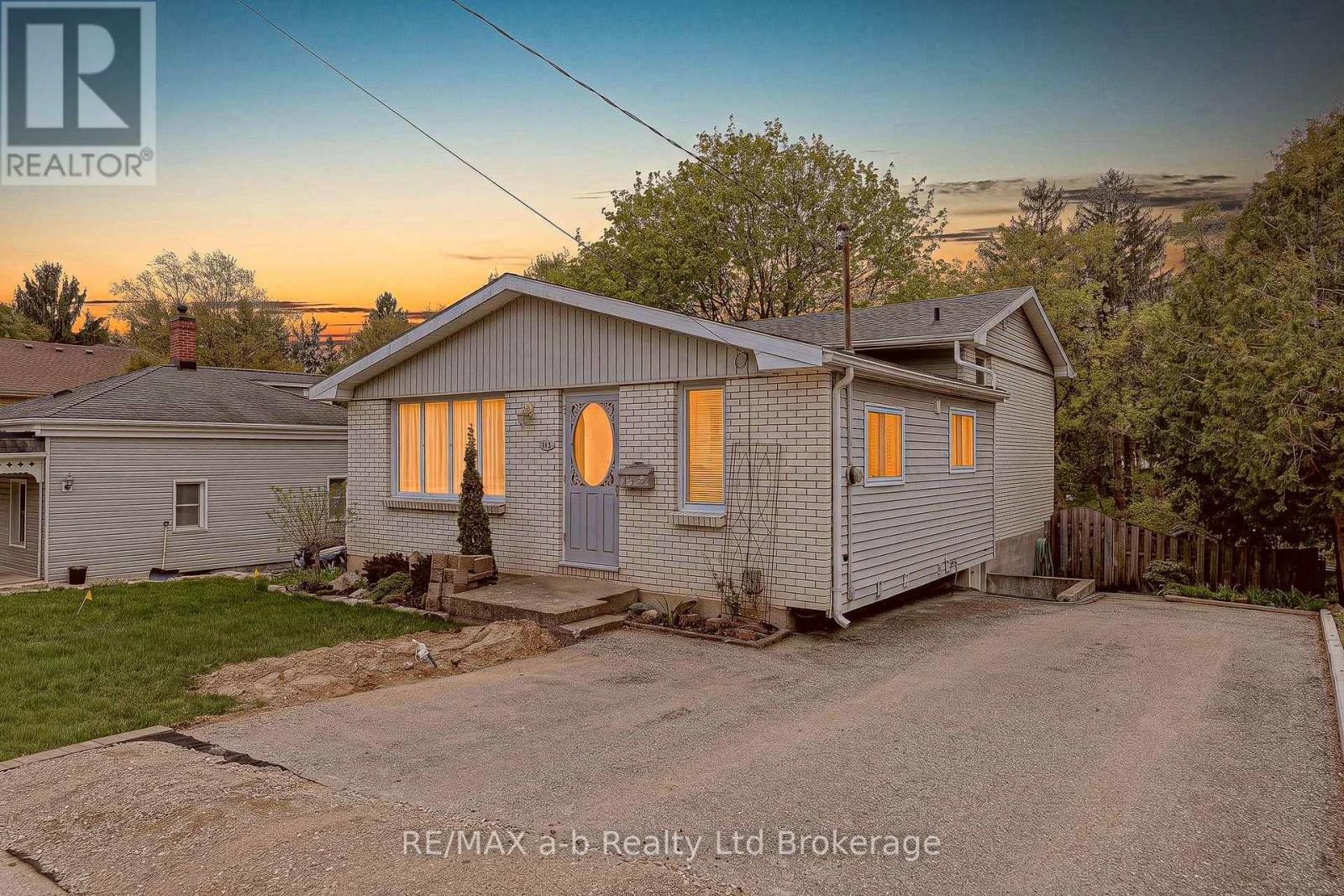 191 JOHN STREET, Ingersoll (Ingersoll - North)