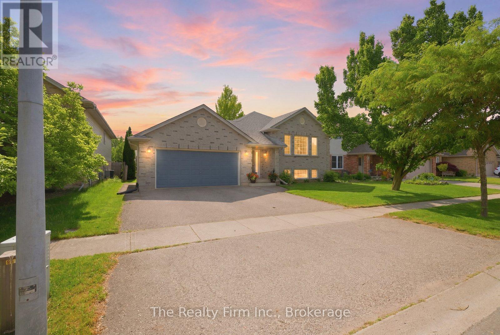 53 HERON AVENUE, Woodstock (Woodstock - North)