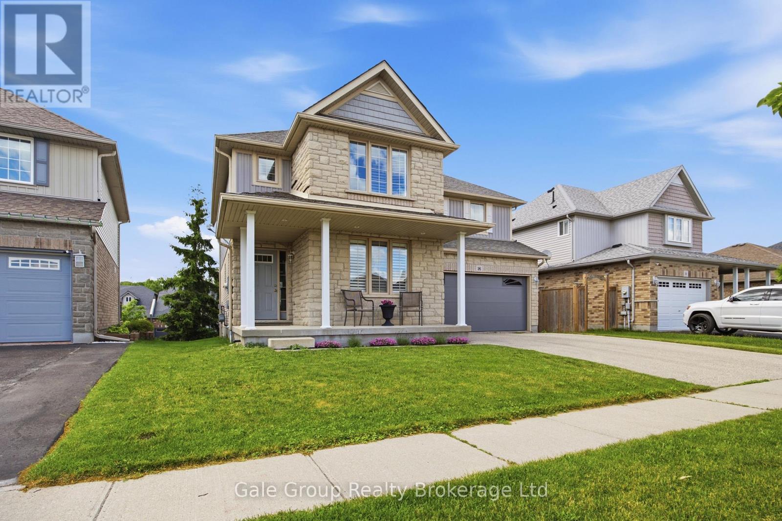 386 FAIRWAY ROAD, Woodstock (Woodstock - North)
