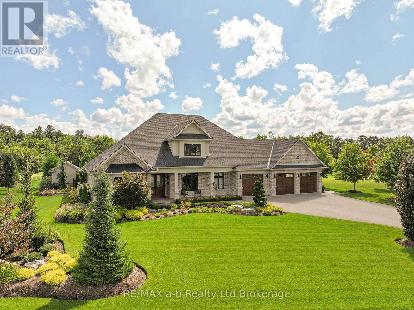 27 OTTERVIEW DRIVE, Norwich (Otterville)