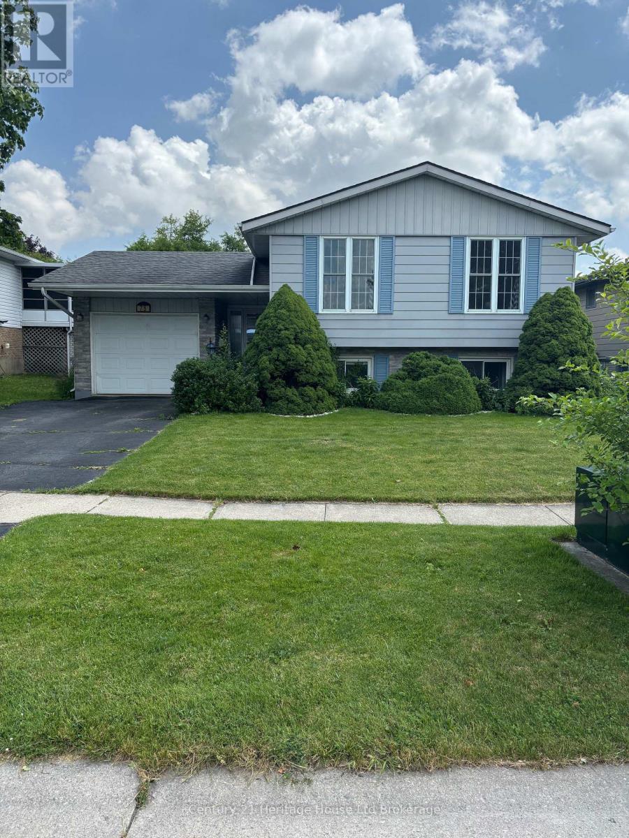 75 CHIPPEWA AVENUE, Woodstock (Woodstock - North)