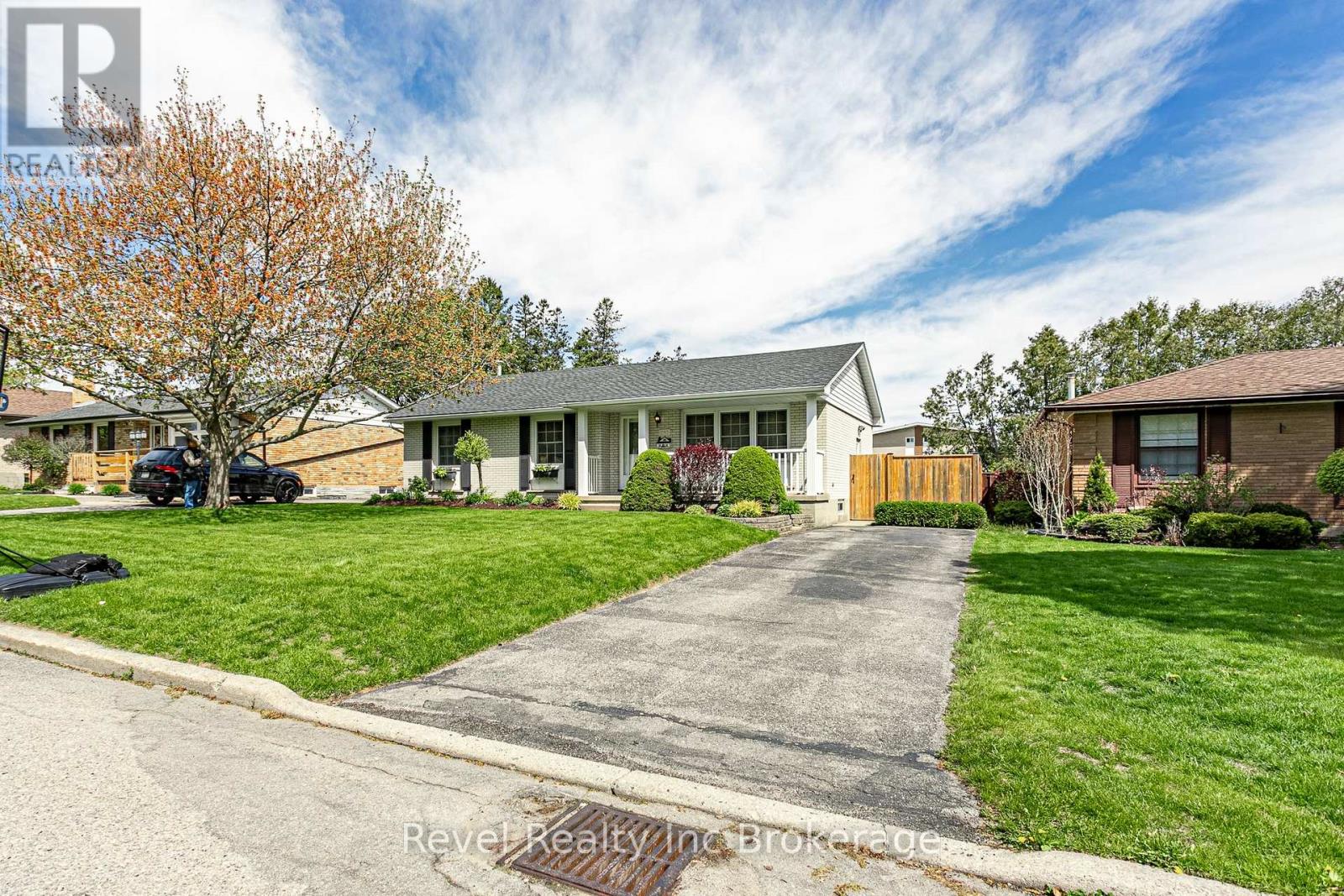 793 GLADSTONE DRIVE, Woodstock (Woodstock - North)