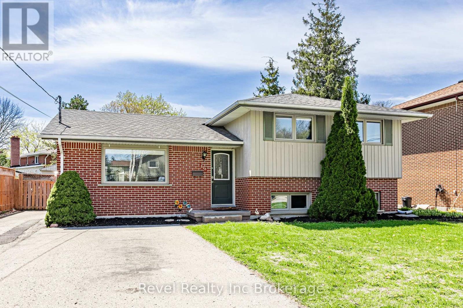 828 WARWICK STREET, Woodstock (Woodstock - North)