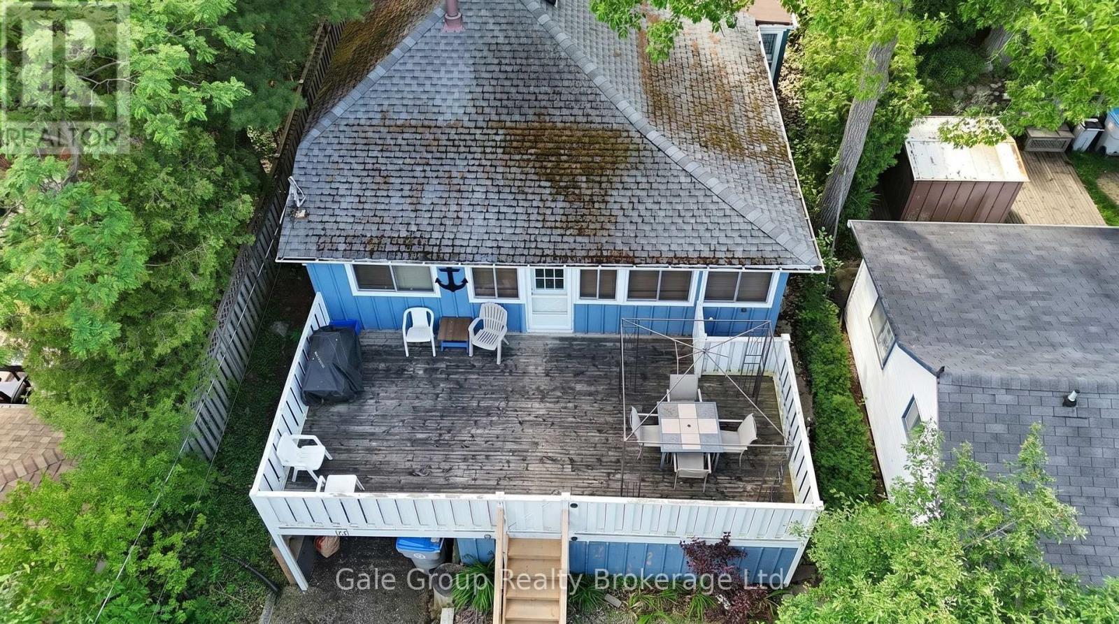 26 WOODWARD AVENUE, Lambton Shores (Grand Bend)