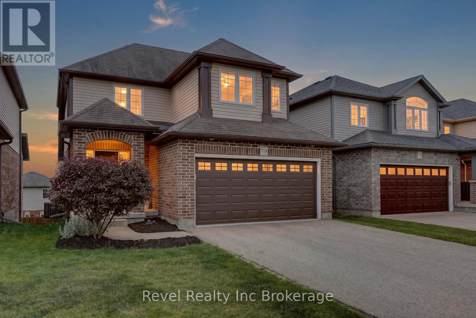 718 FRONTENAC CRESCENT, Woodstock (Woodstock - South)