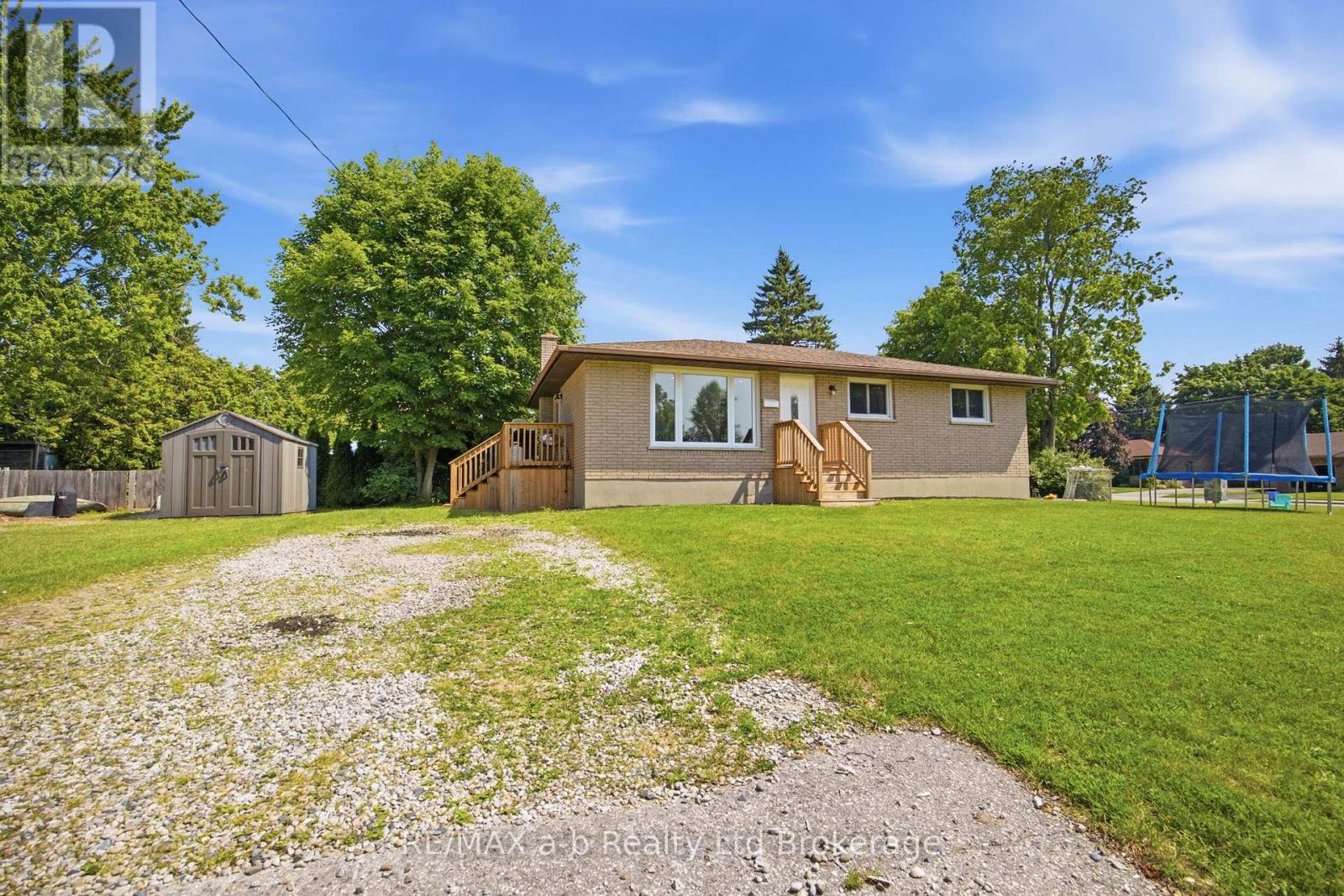 7 MARCHANT STREET, Aylmer