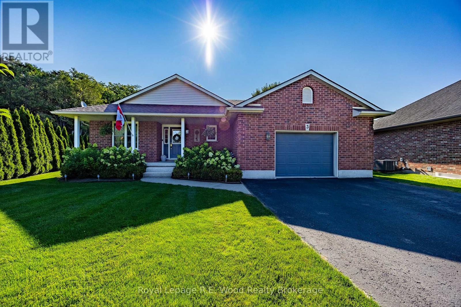 3 OTTERVIEW DRIVE, Norwich (Otterville)