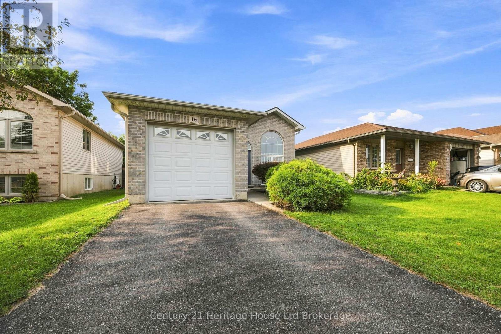 16 HERFORD STREET, Tillsonburg
