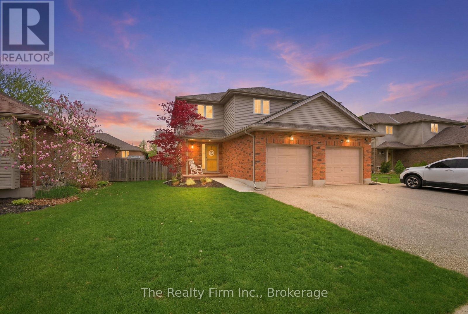 515 HUMMINGBIRD CRESCENT, Woodstock (Woodstock - North)