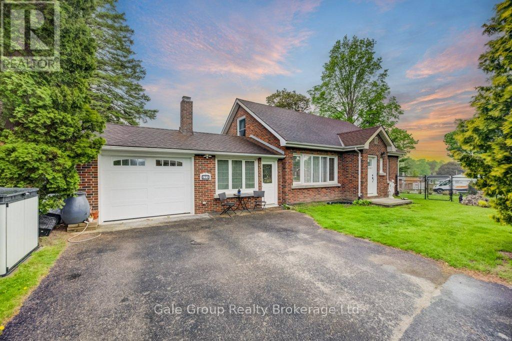 694 GLENCAIRN AVENUE, Woodstock (Woodstock - North)