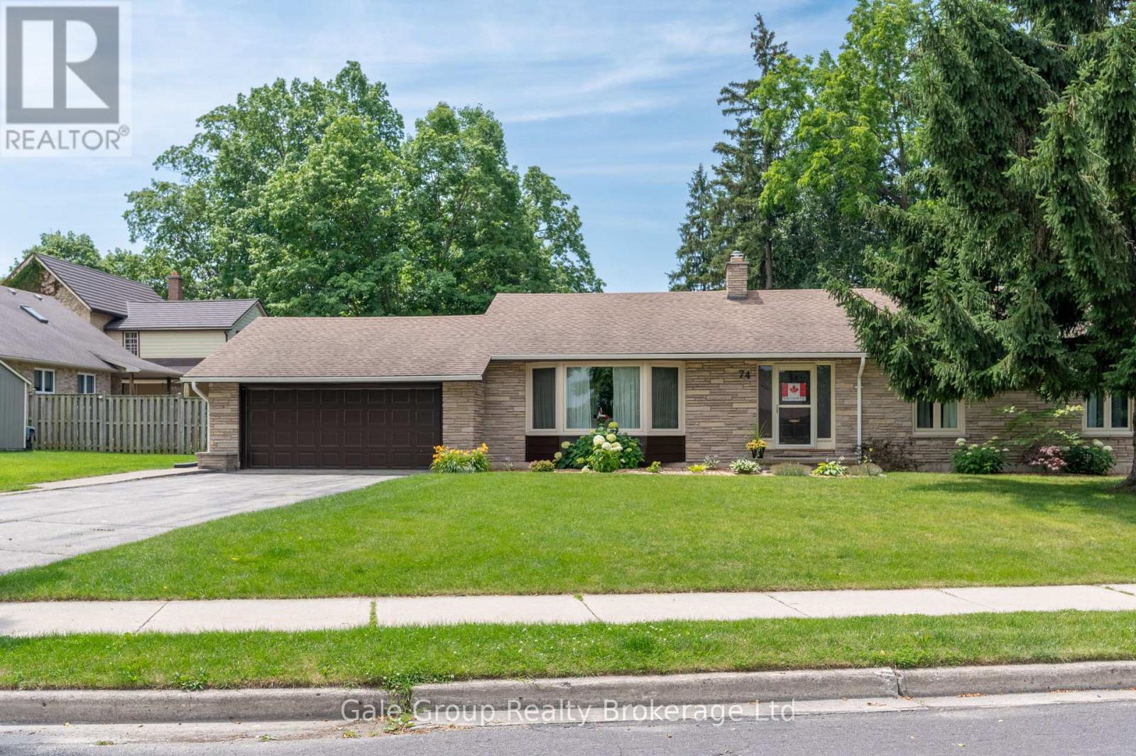 74 PINE STREET W, Aylmer