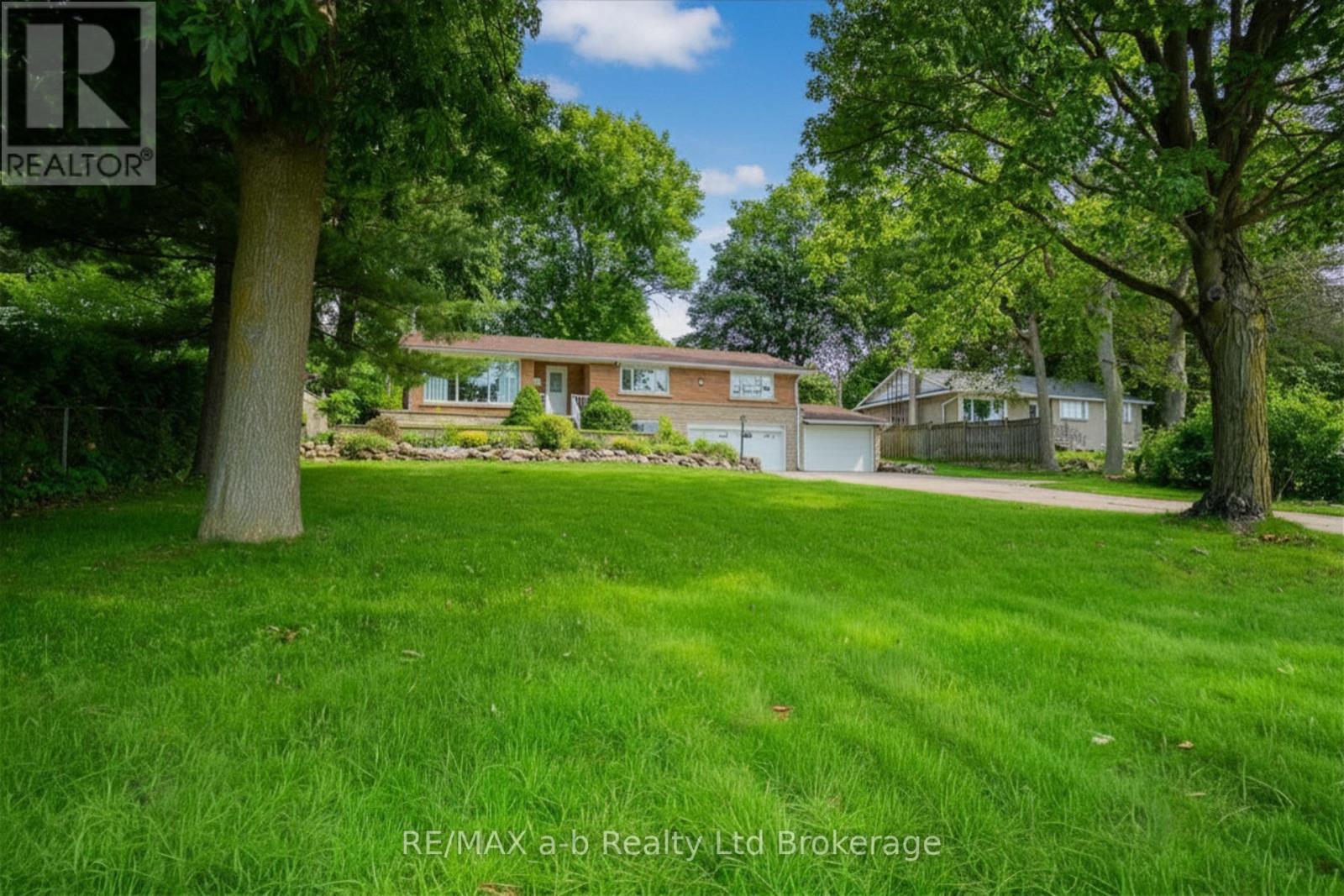 88 NORTH STREET W, Tillsonburg