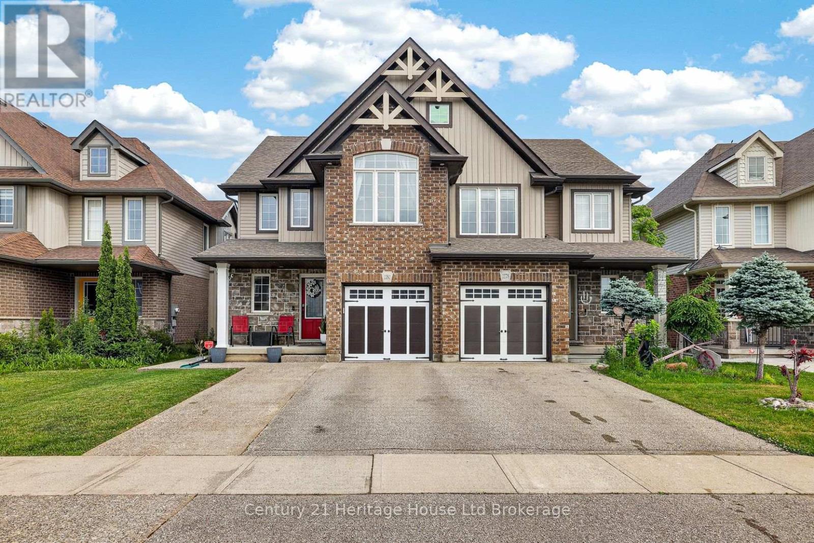 1180 CAEN AVENUE, Woodstock (Woodstock - North)
