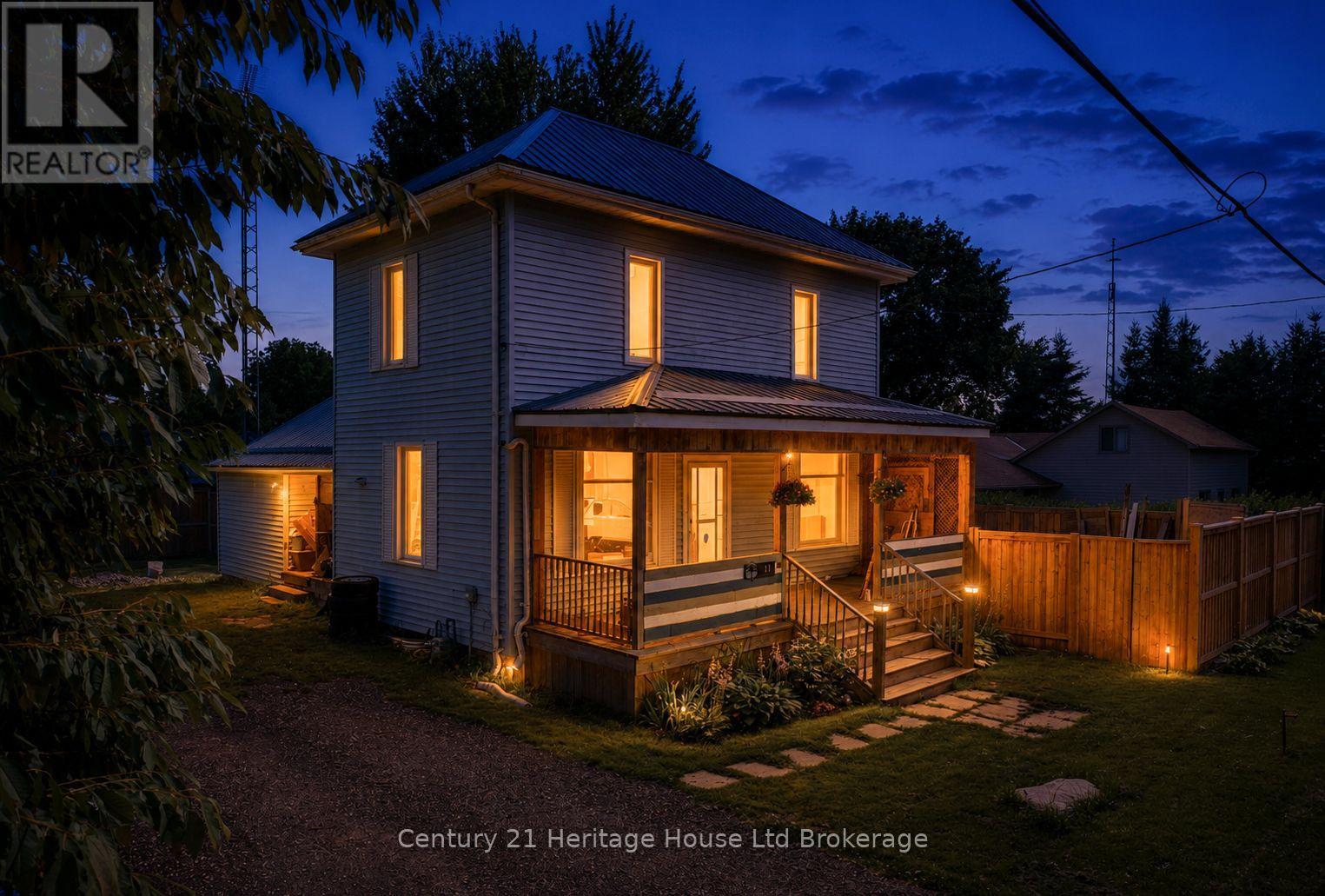 11 WOOD STREET W, South-West Oxford (Brownsville)
