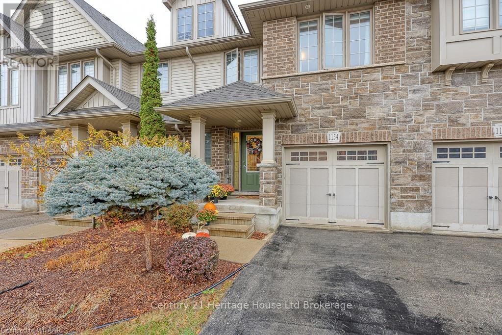 1154 CAEN AVENUE, Woodstock (Woodstock - North)