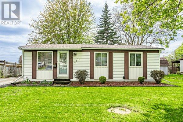 892 SUNSET BOULEVARD, Woodstock (Woodstock - South)