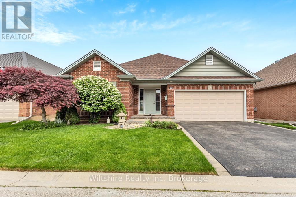 15 FAIRS CRESCENT, Tillsonburg