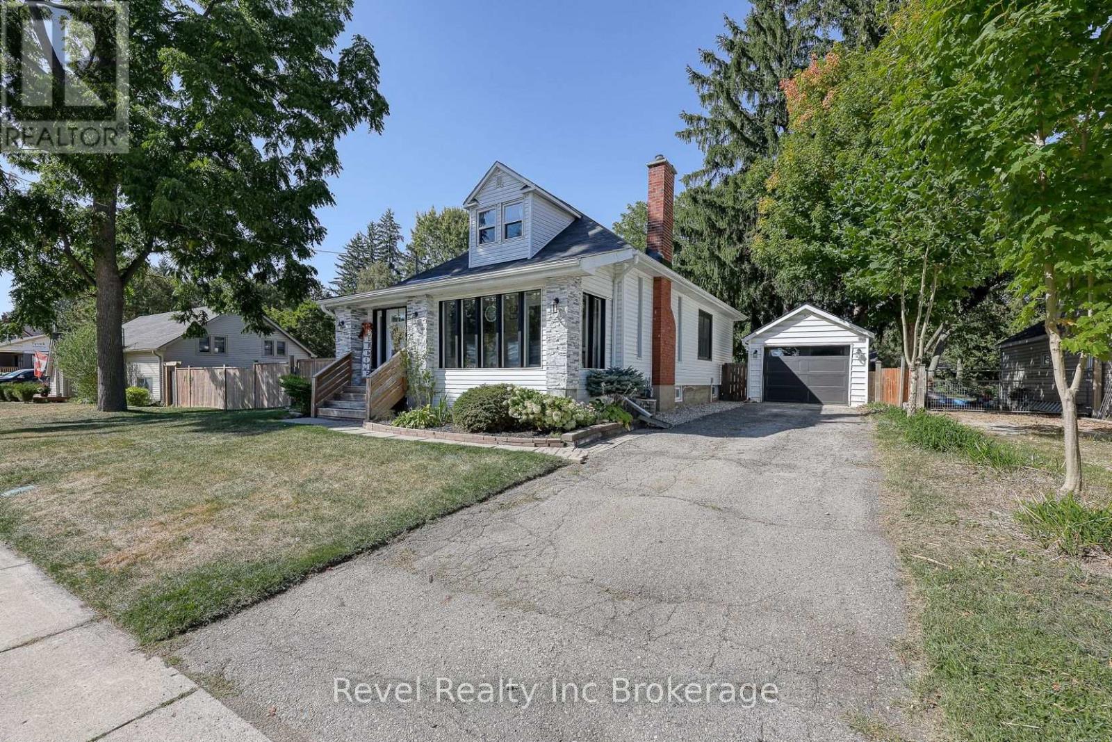 174 DELATRE STREET W, Zorra (Thamesford)