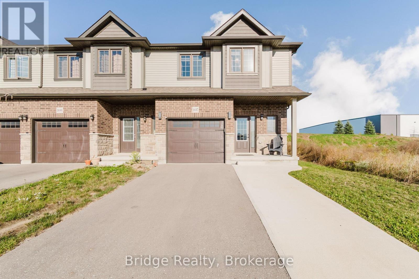 1637 DUNKIRK AVENUE, Woodstock (Woodstock - North)