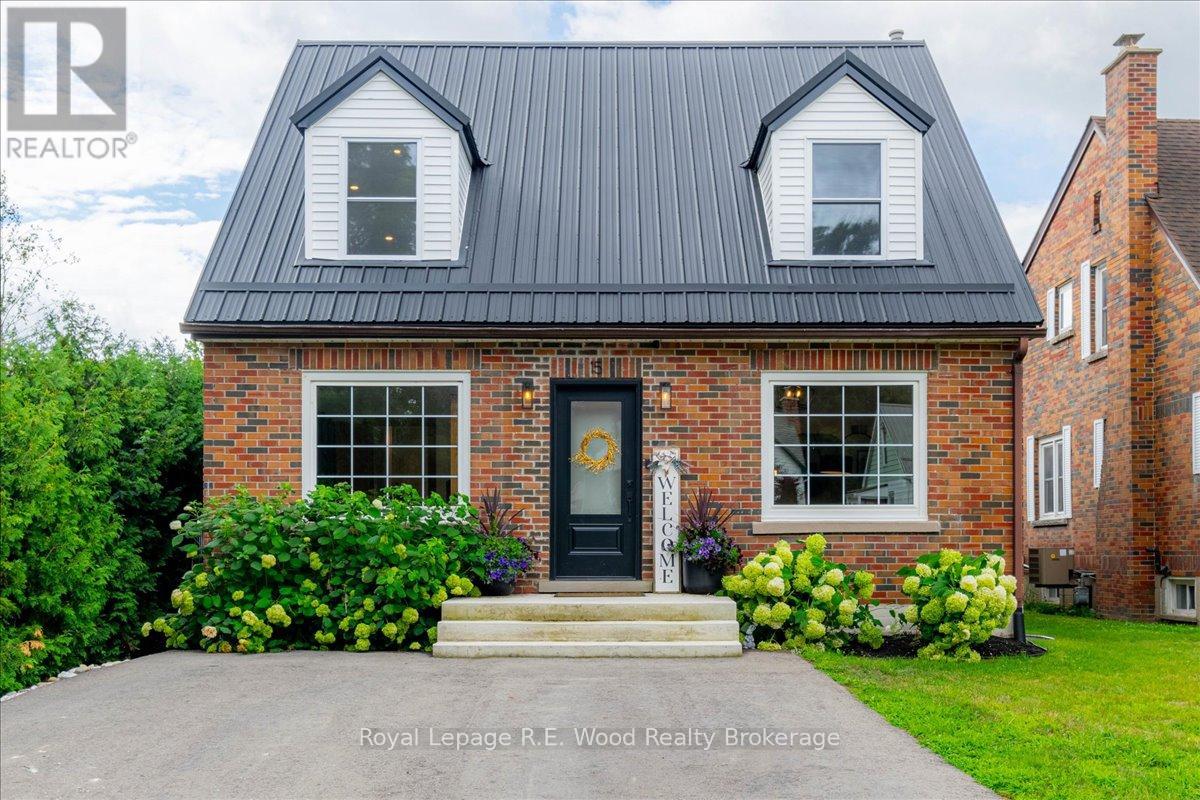 15 MCKENZIE STREET, Tillsonburg