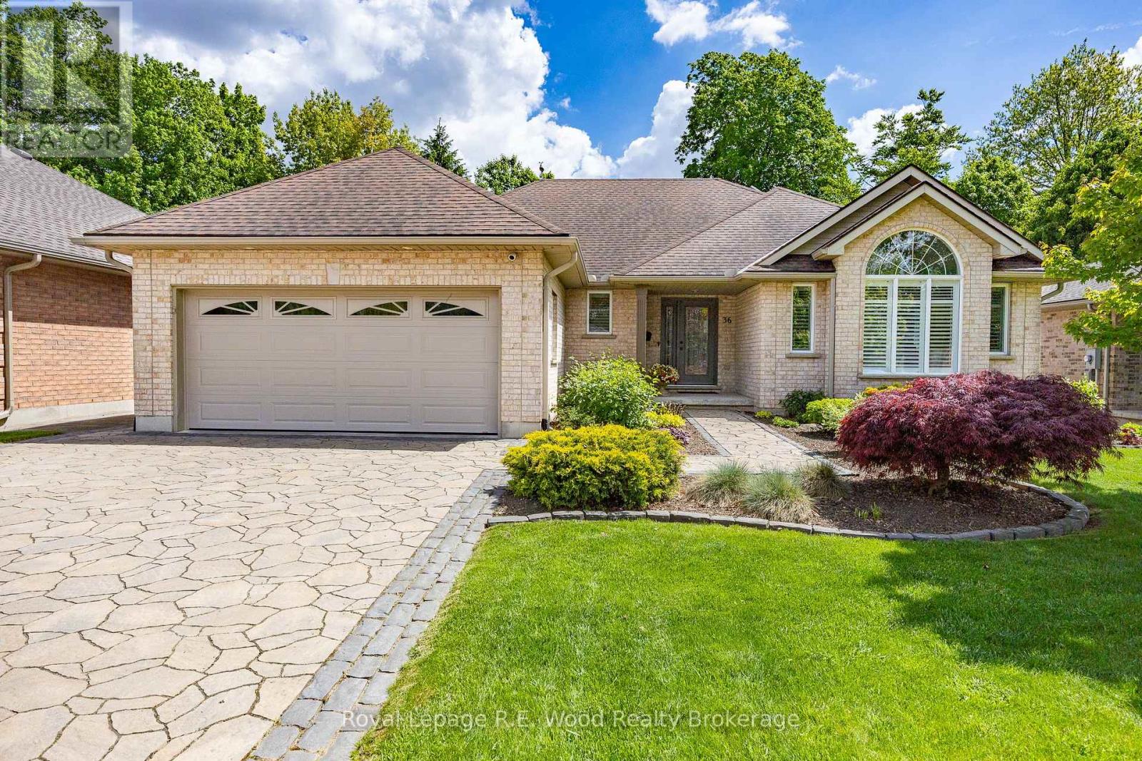 36 WOODLAND CRESCENT, Tillsonburg