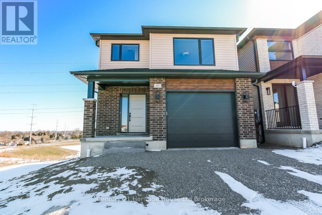 327 ANDERSON STREET, South-West Oxford