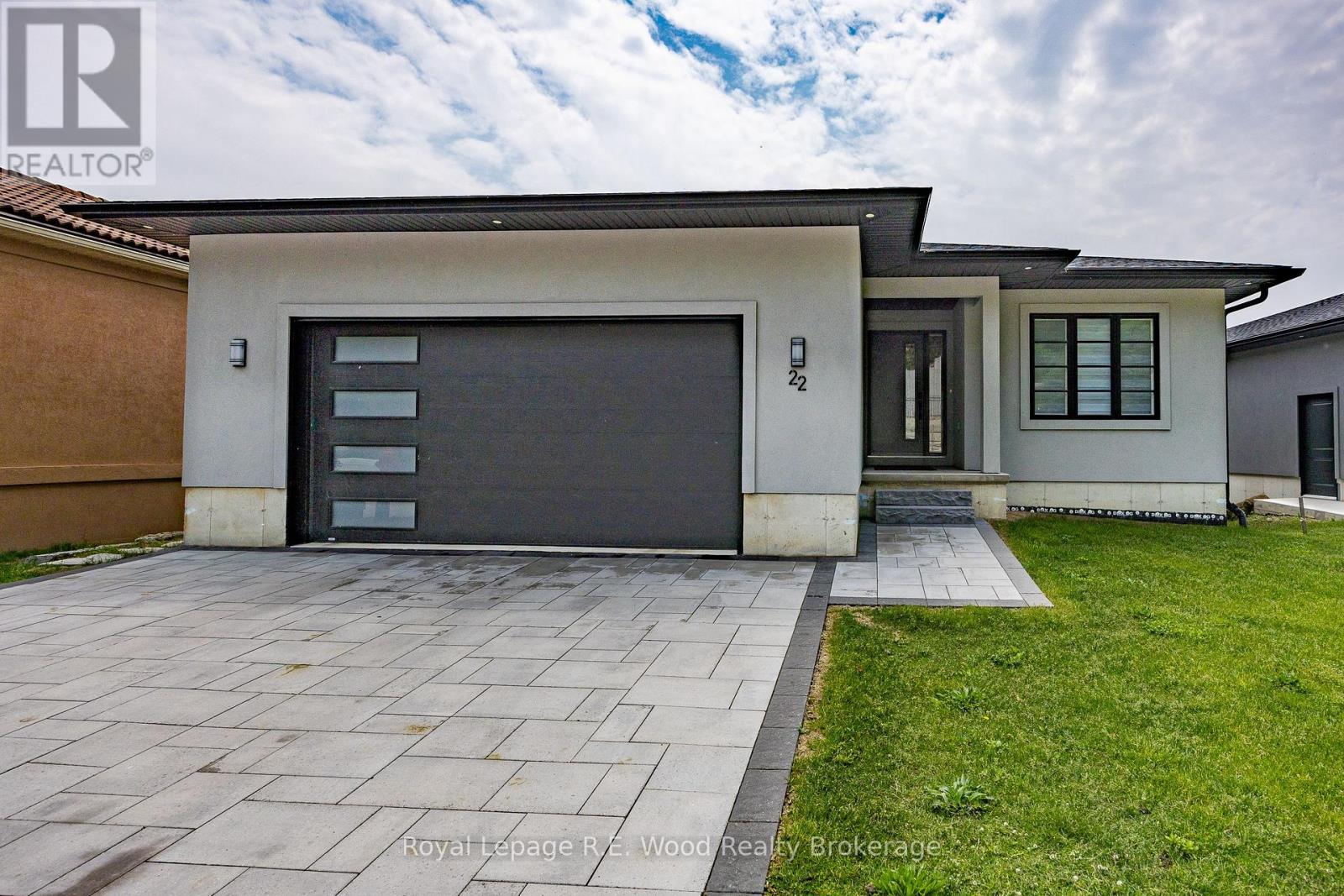 22 - 5 JOHN POUND ROAD, Tillsonburg