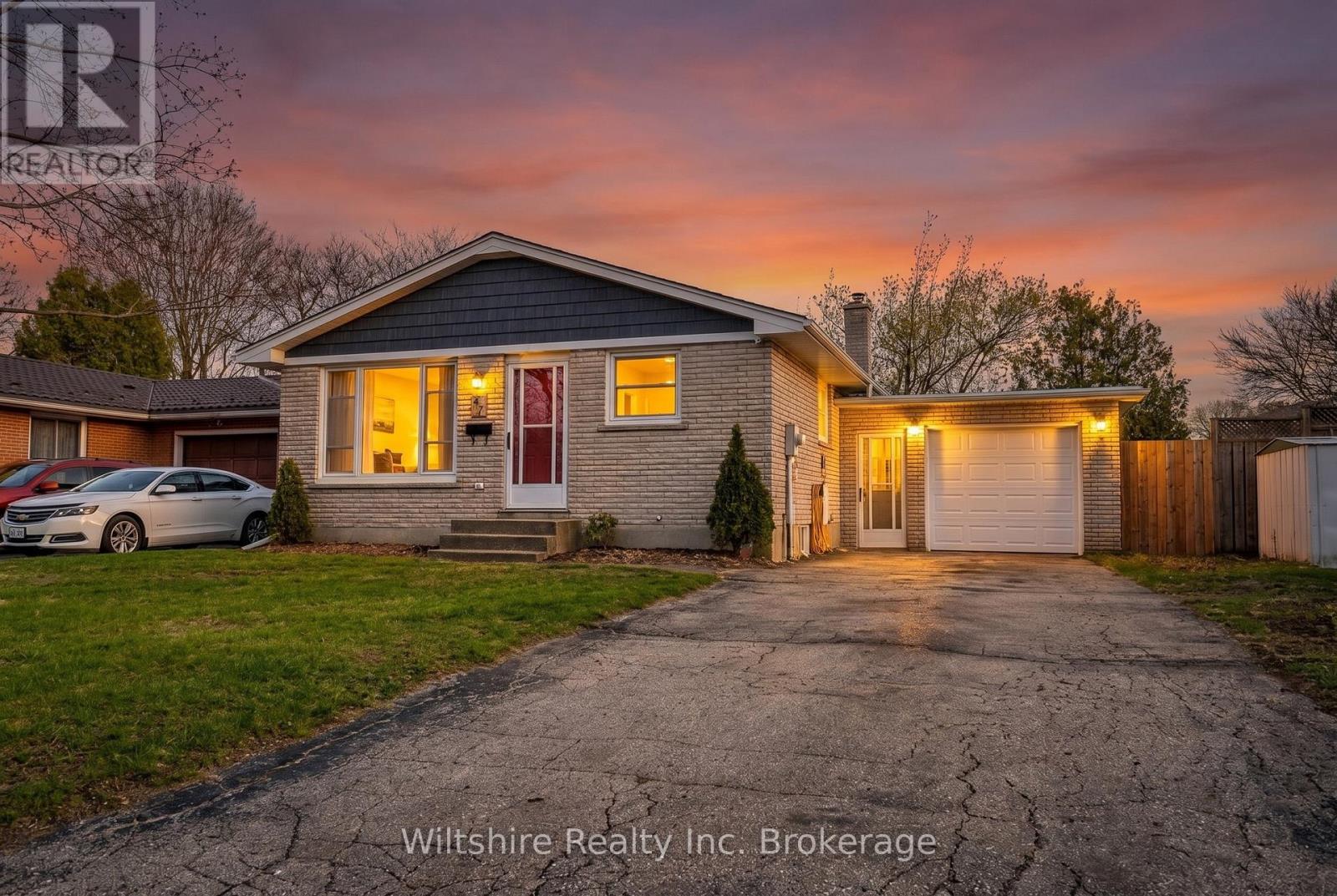 47 VAN NORMAN DRIVE, Tillsonburg