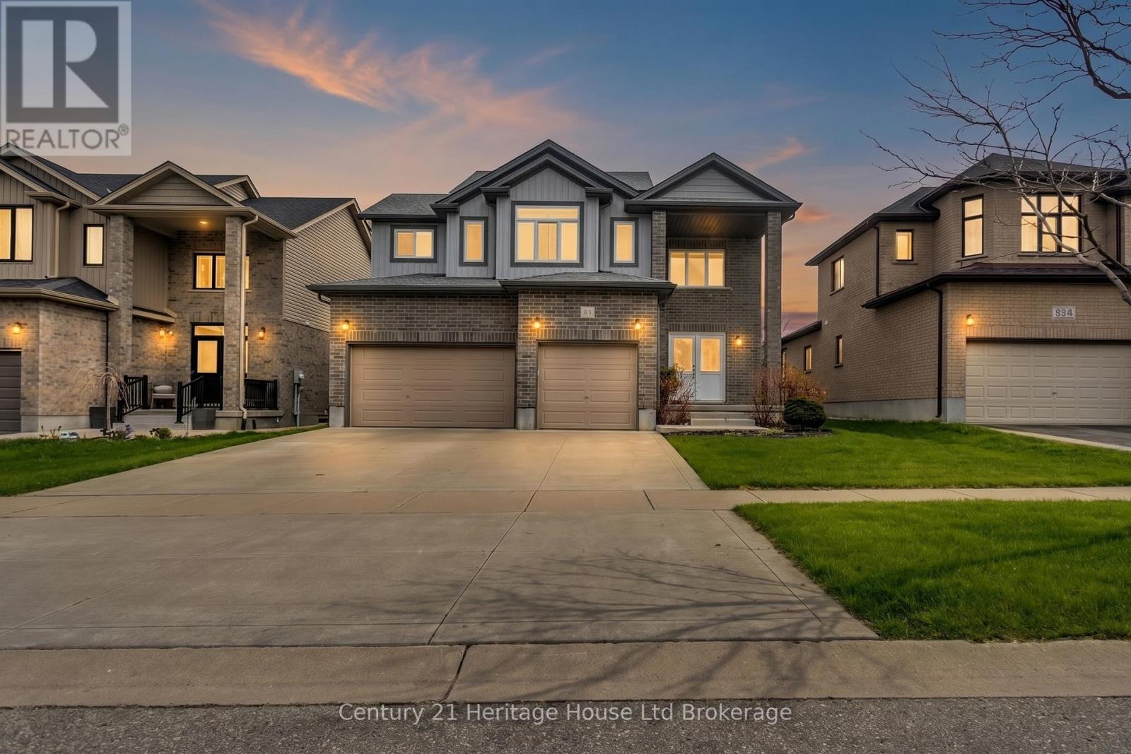832 HALIFAX ROAD, Woodstock (Woodstock - North)