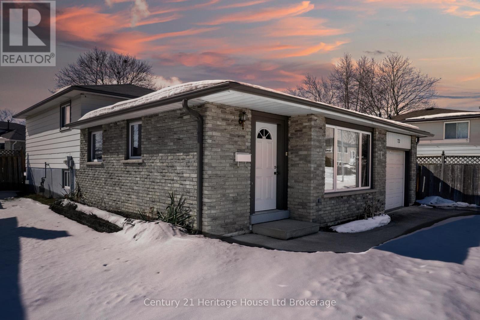 72 MAGNOLIA DRIVE, Brant (Paris)