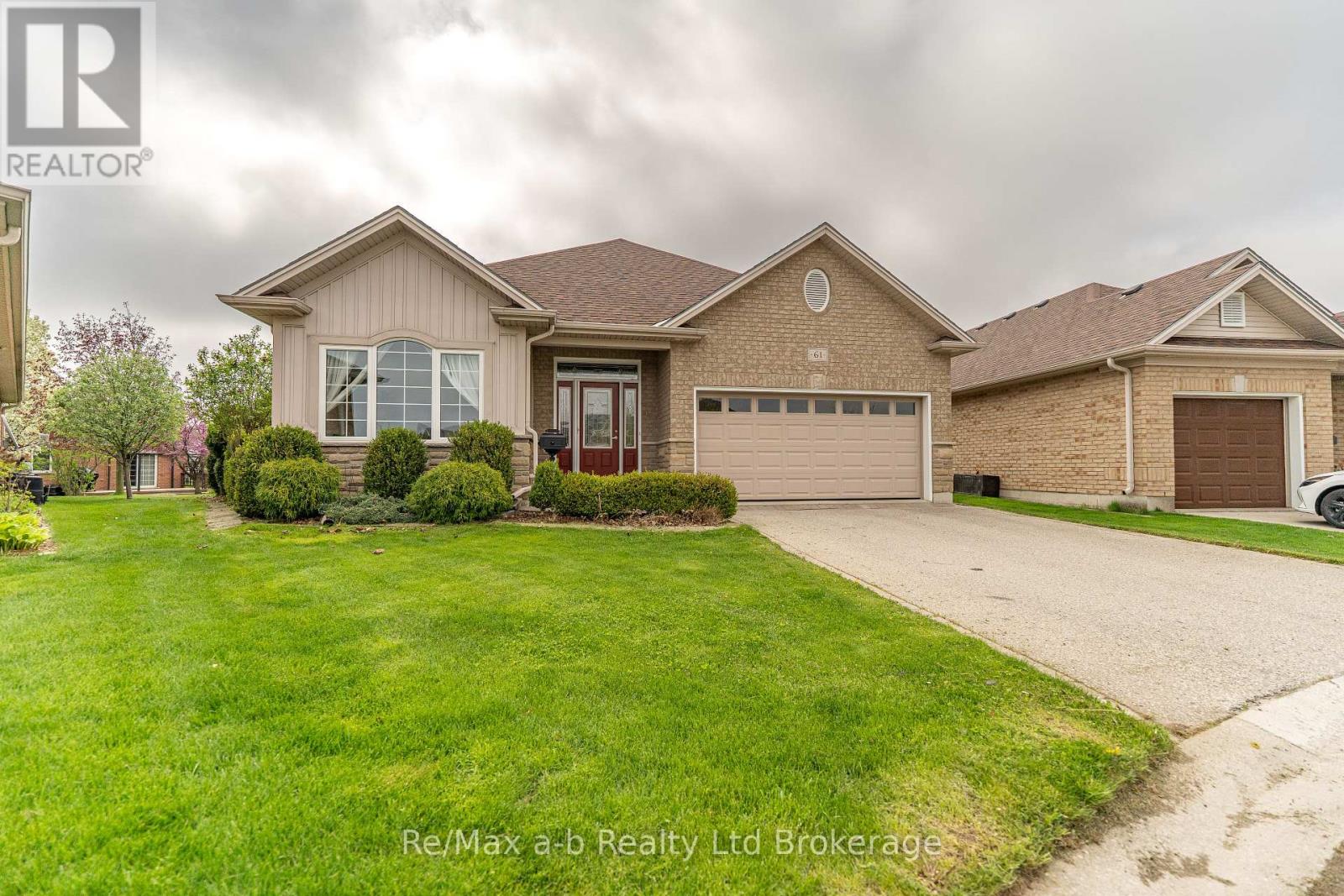 61 JONES CRESCENT, Tillsonburg