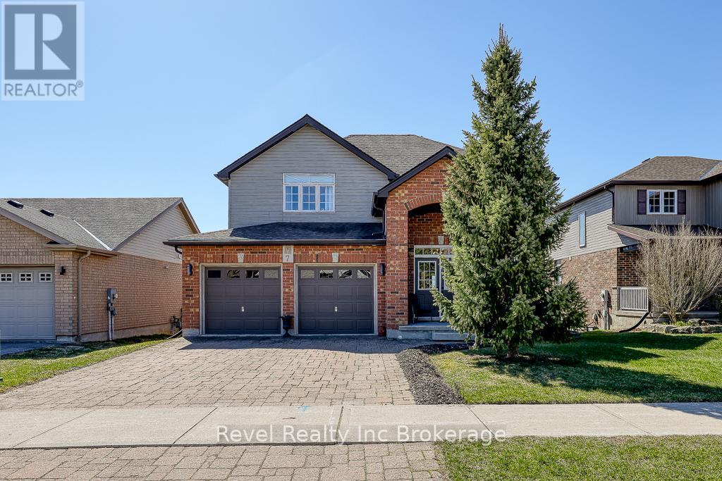 7 WOODHATCH CRESCENT, Ingersoll (Ingersoll - North)
