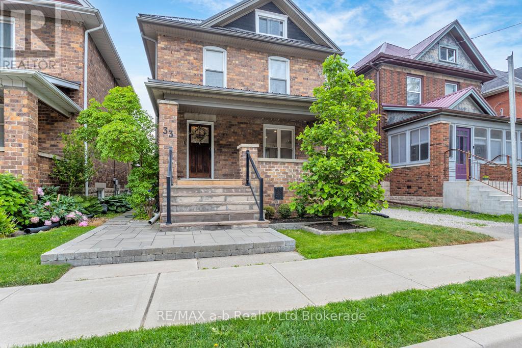 33 STANLEY STREET, St. Thomas