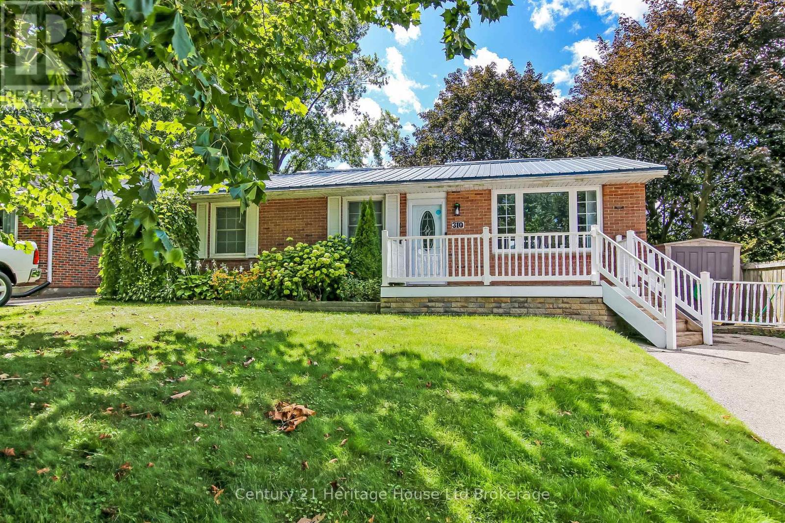 310 SHORT AVENUE, Woodstock (Woodstock - South)